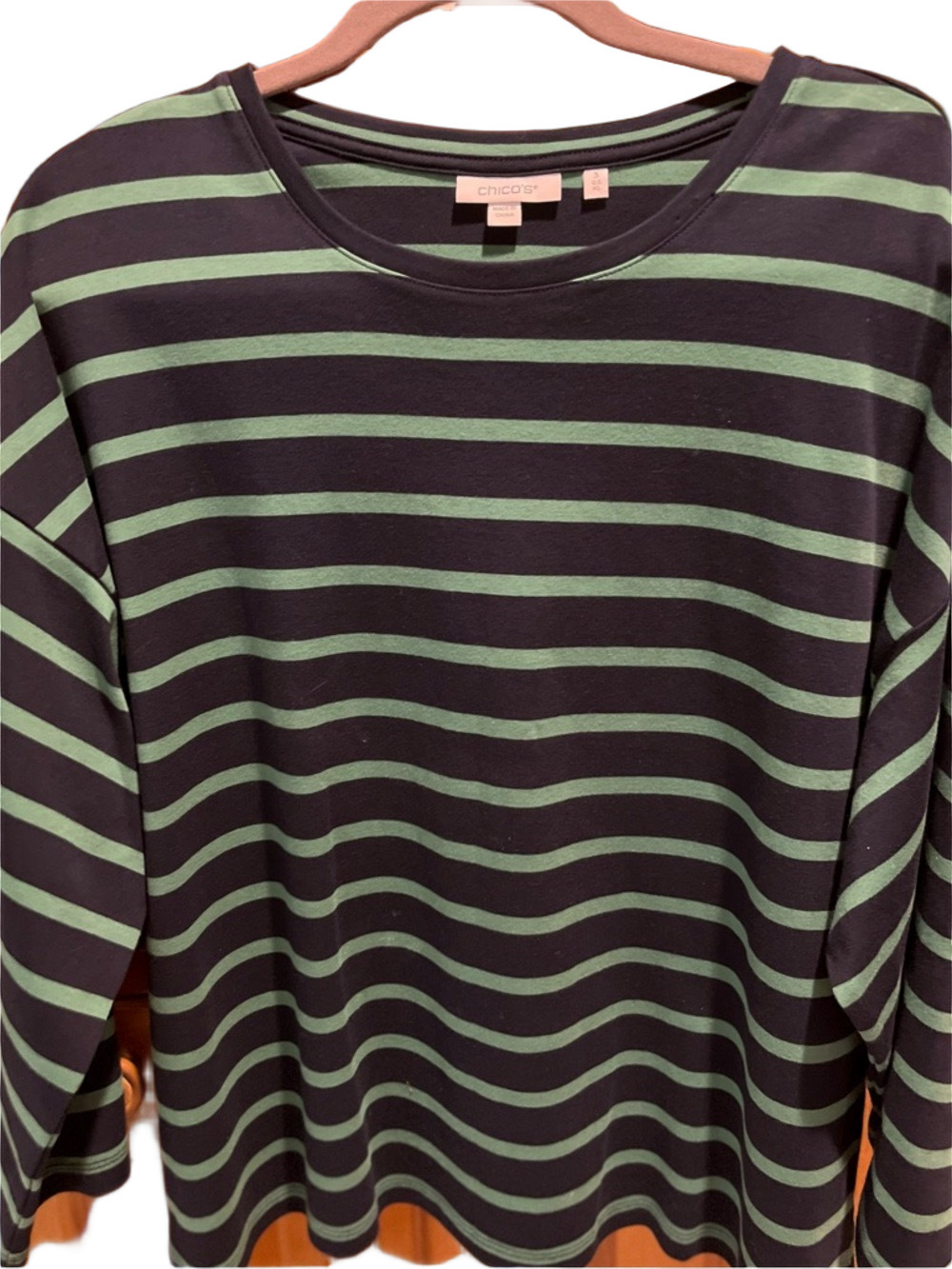 69. WOMENS CHICO’S 3/XL DETAIL TOP